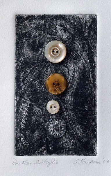 Button-Intaglio,-b-Cropped-WEB